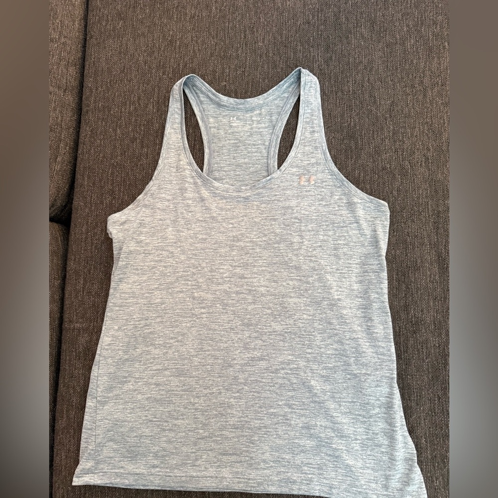Women’s Under Armour Light Heather green Racerback Tank great for running Medium
